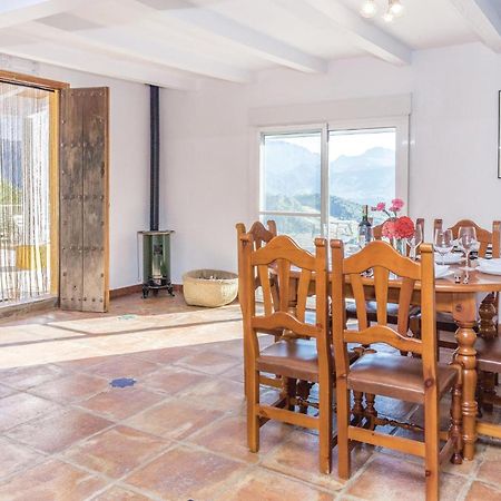 Awesome Home In Cadiz With Swimming Pool El Gastor Extérieur photo
