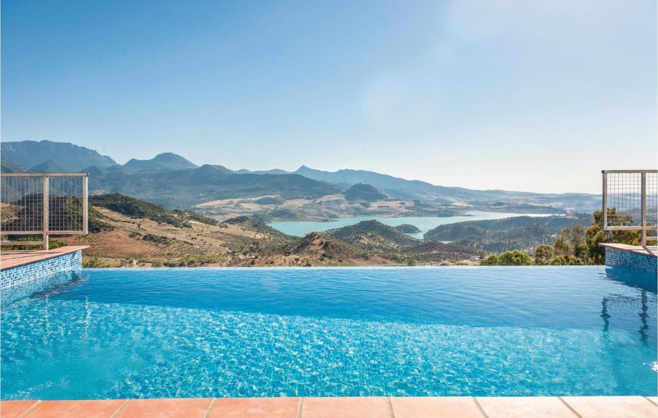 Awesome Home In Cadiz With Swimming Pool El Gastor Extérieur photo